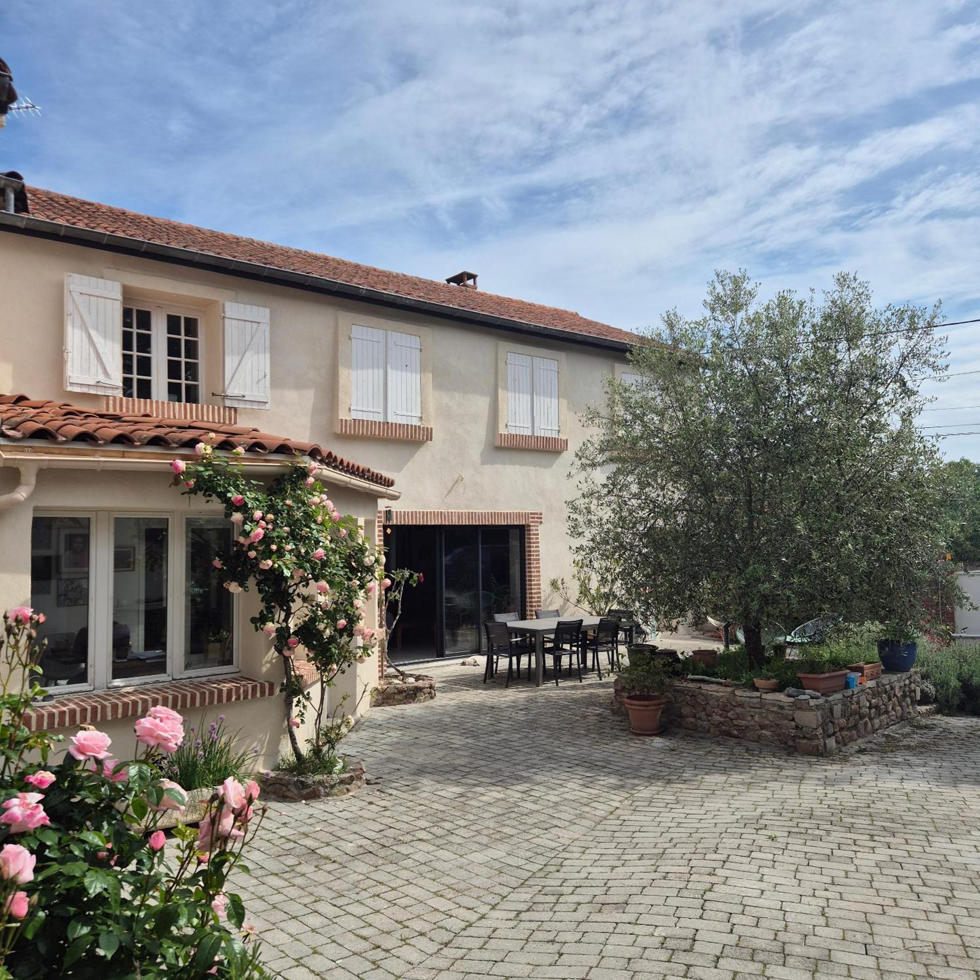 Chambre D'Hote A "Tandem House" Saint-Rambert-sur-Loire Exterior photo